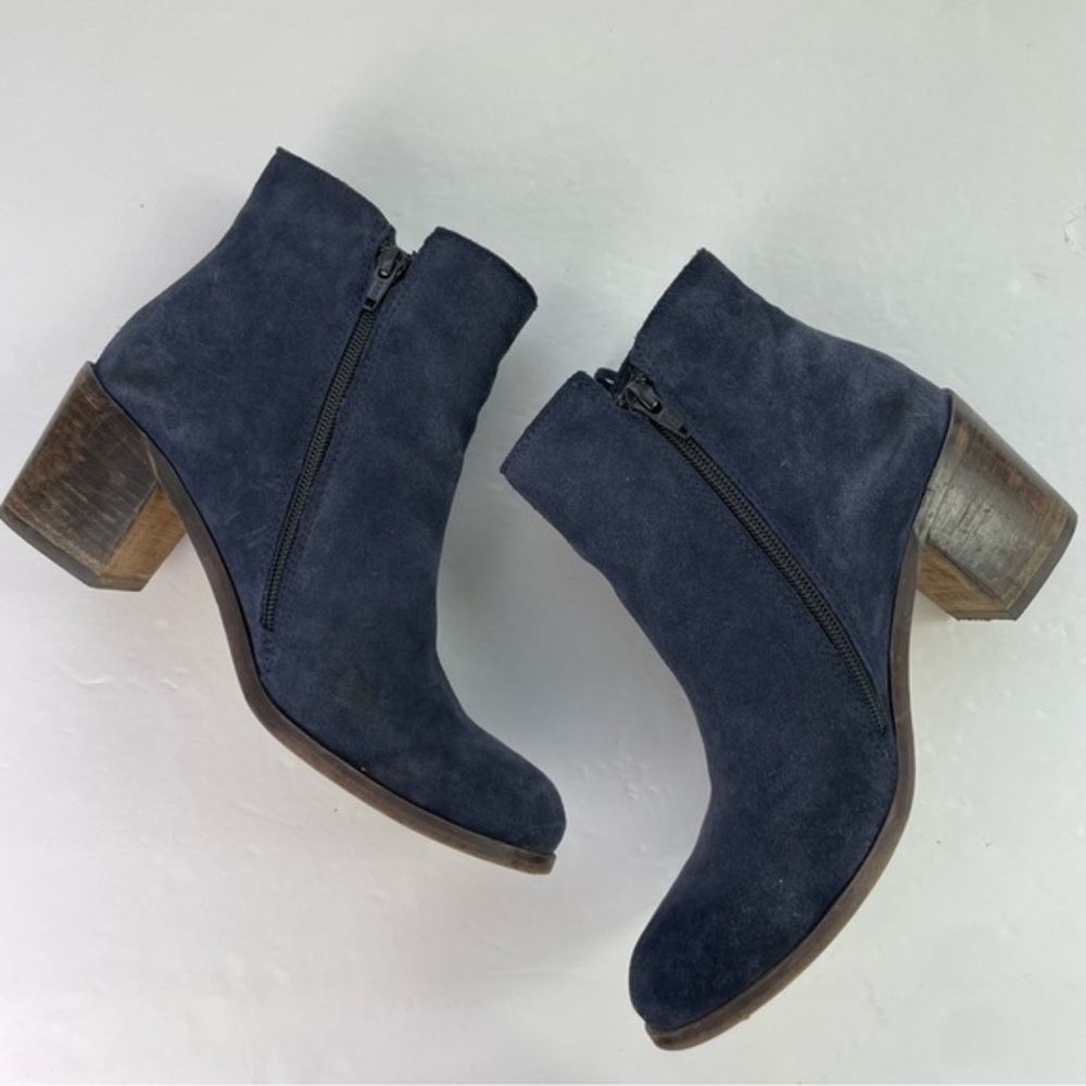 Kenneth Cole Reaction Rotini Blue Suede Fringe Block Heel Booties - Picture 8 of 14